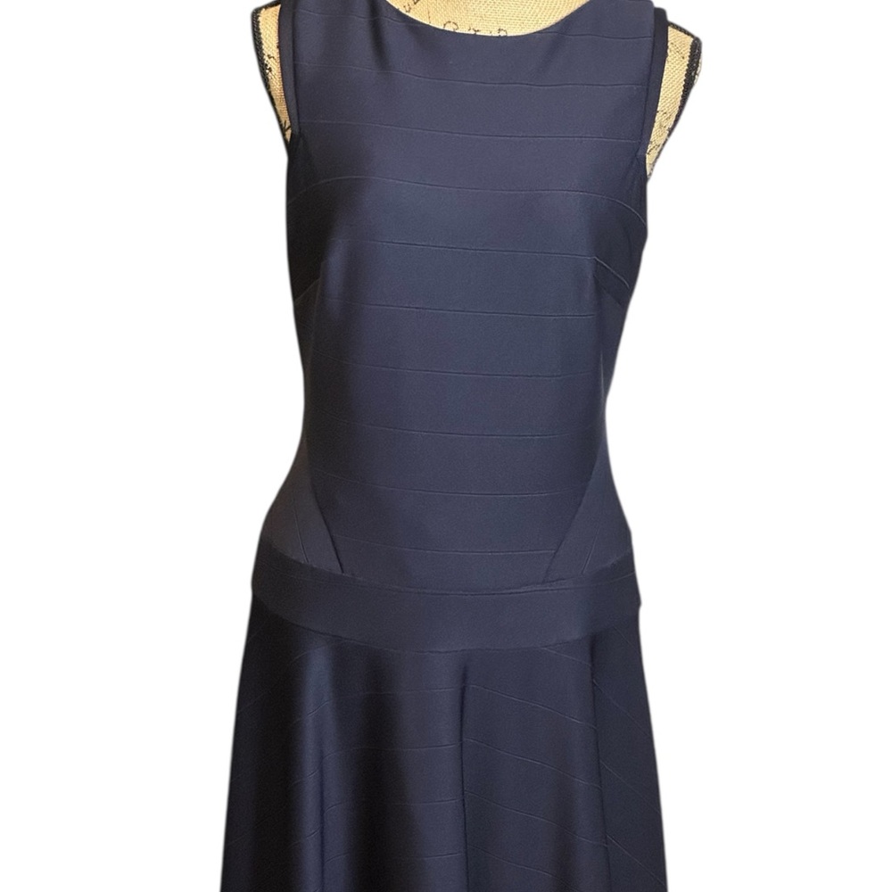 Julia Jordan Classic Navy Sleeveless Midi Dress